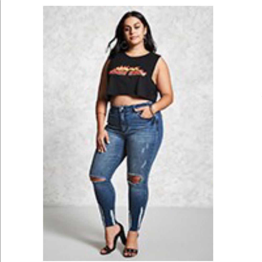 Plus Size Distressed Skinny Jeans